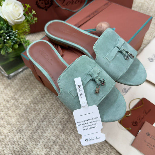 LORO P SUMMER CHARM SLIPPER