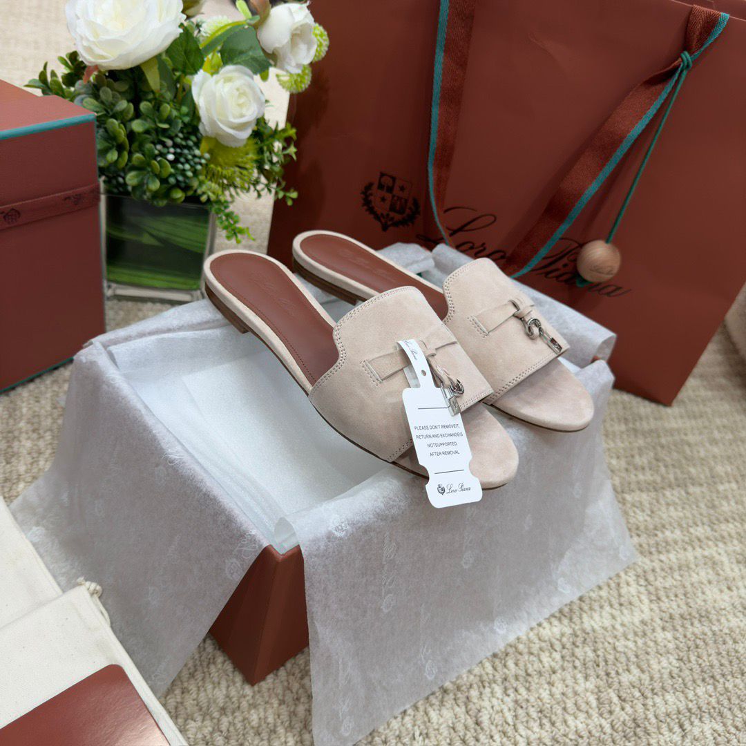 LORO P SUMMER CHARM SLIPPER