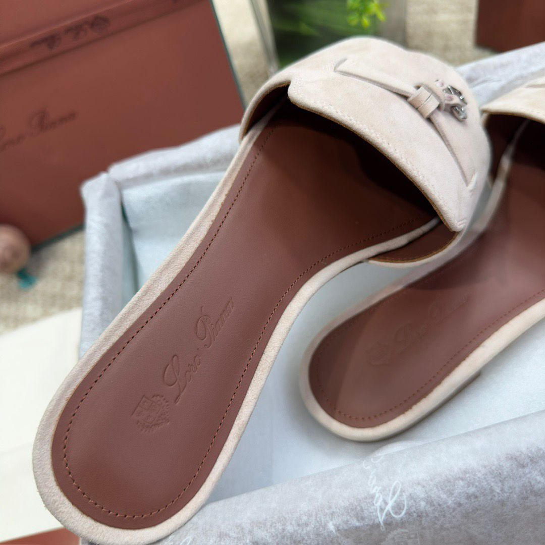 LORO P SUMMER CHARM SLIPPER