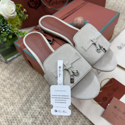LORO P SUMMER CHARM SLIPPER