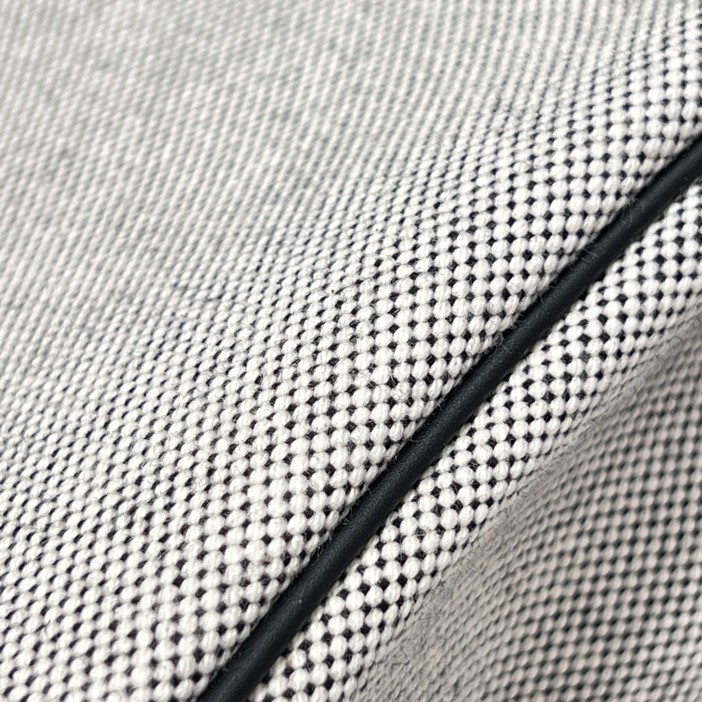 BK 25 Noir Color