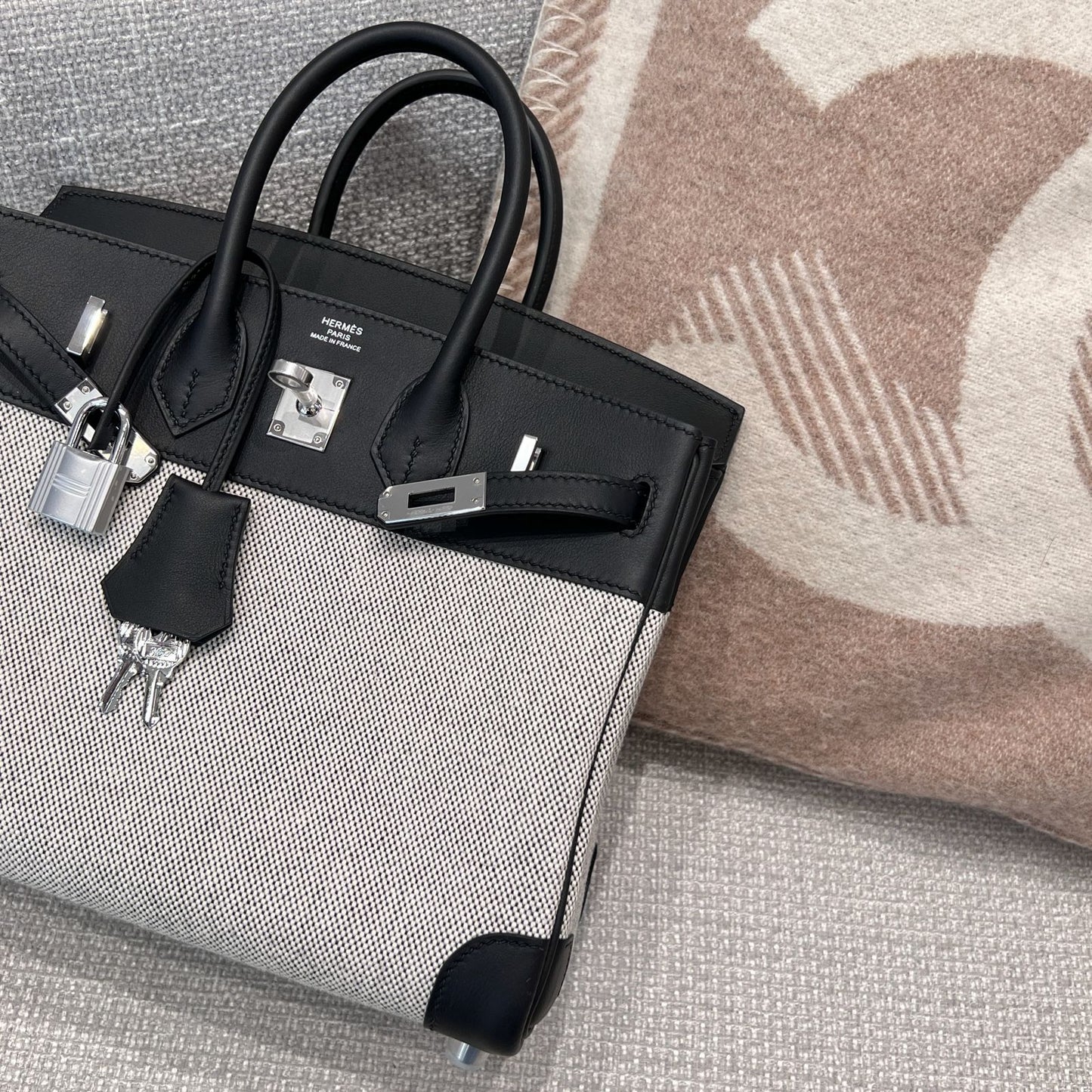 BK 25 Noir Color