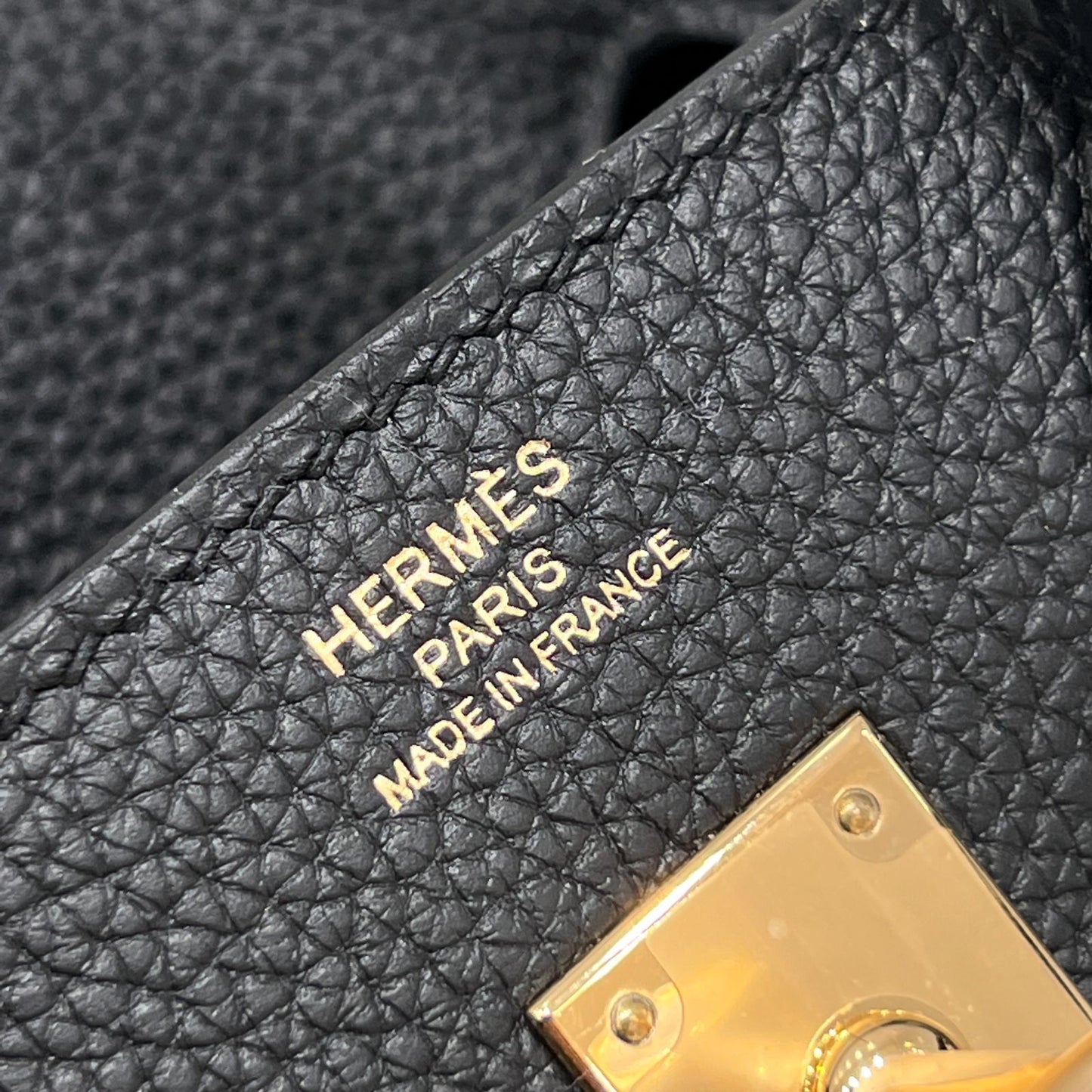 BK 25 Noir Color Gold Hardware
