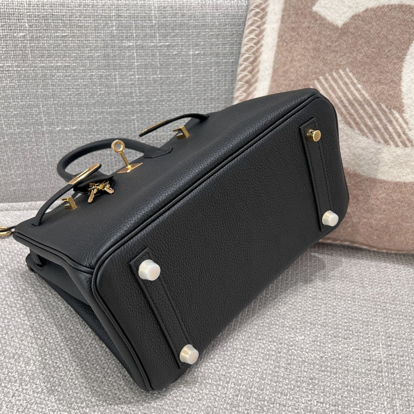 BK 25 Noir Color Gold Hardware
