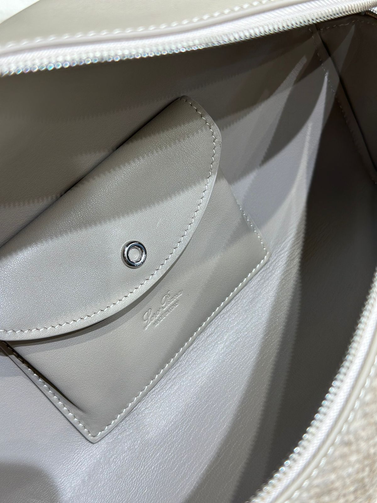 Loro Extra Bag L27