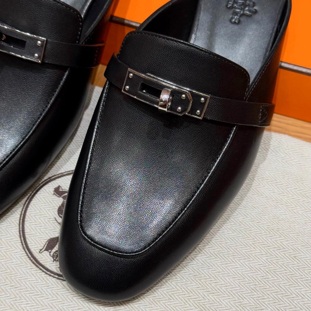 OZ MULE BLACK COLOR