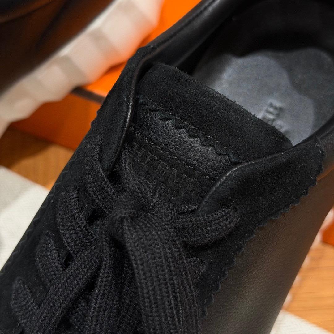 BOUNCING SNEAKER BLACK