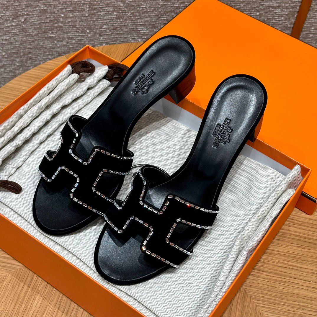 Oasis Sandal