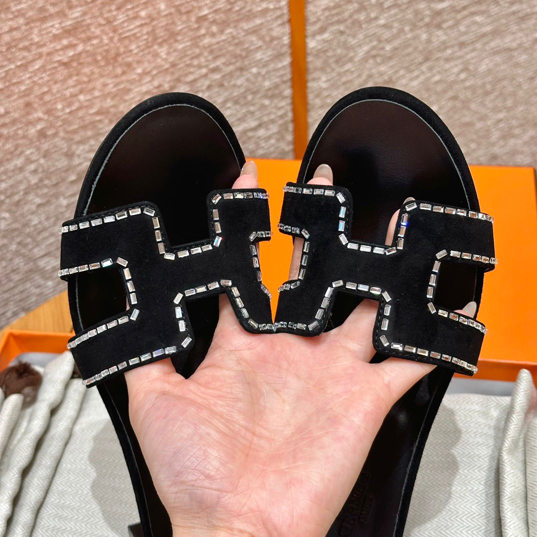 Oasis Sandal