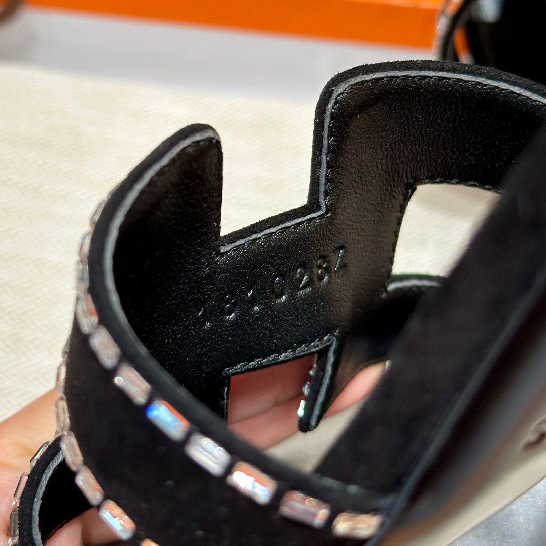 Oasis Sandal