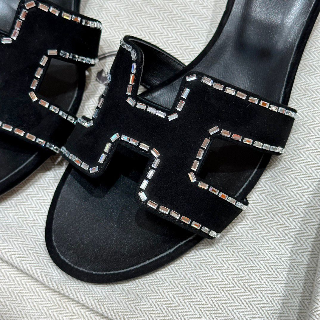 Oasis Sandal