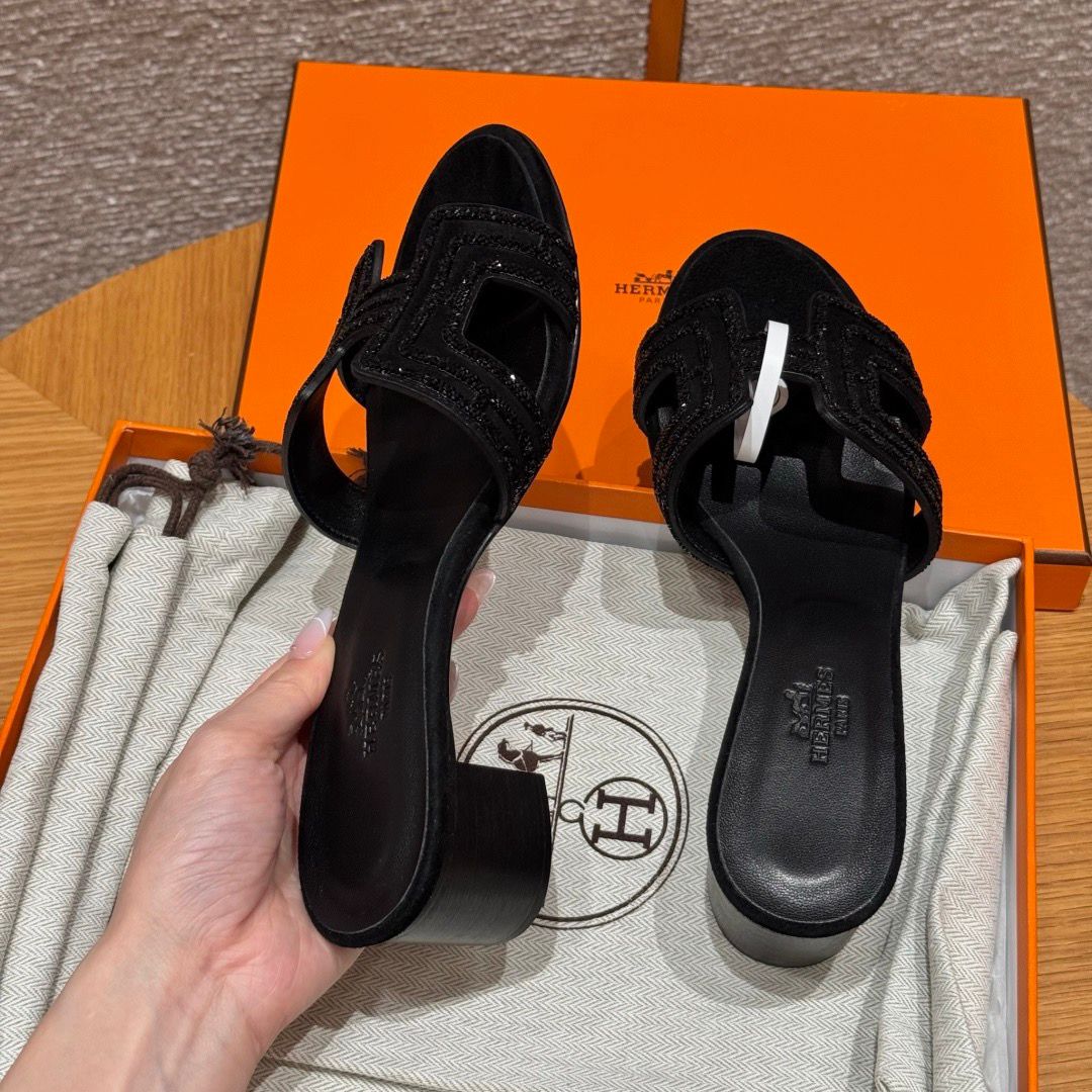 Oasis Sandal