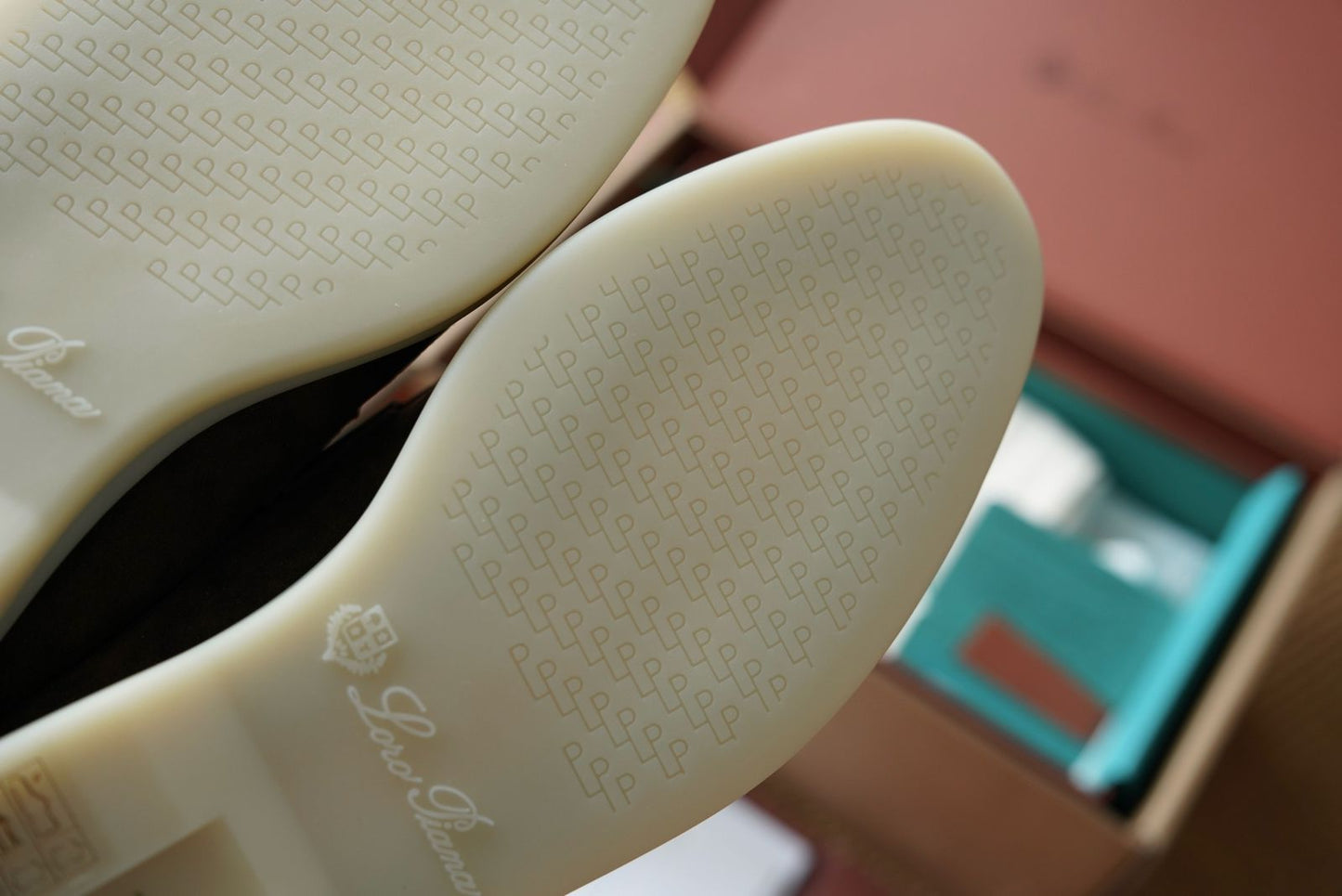 SUMMER CHARMS WALK LOAFER