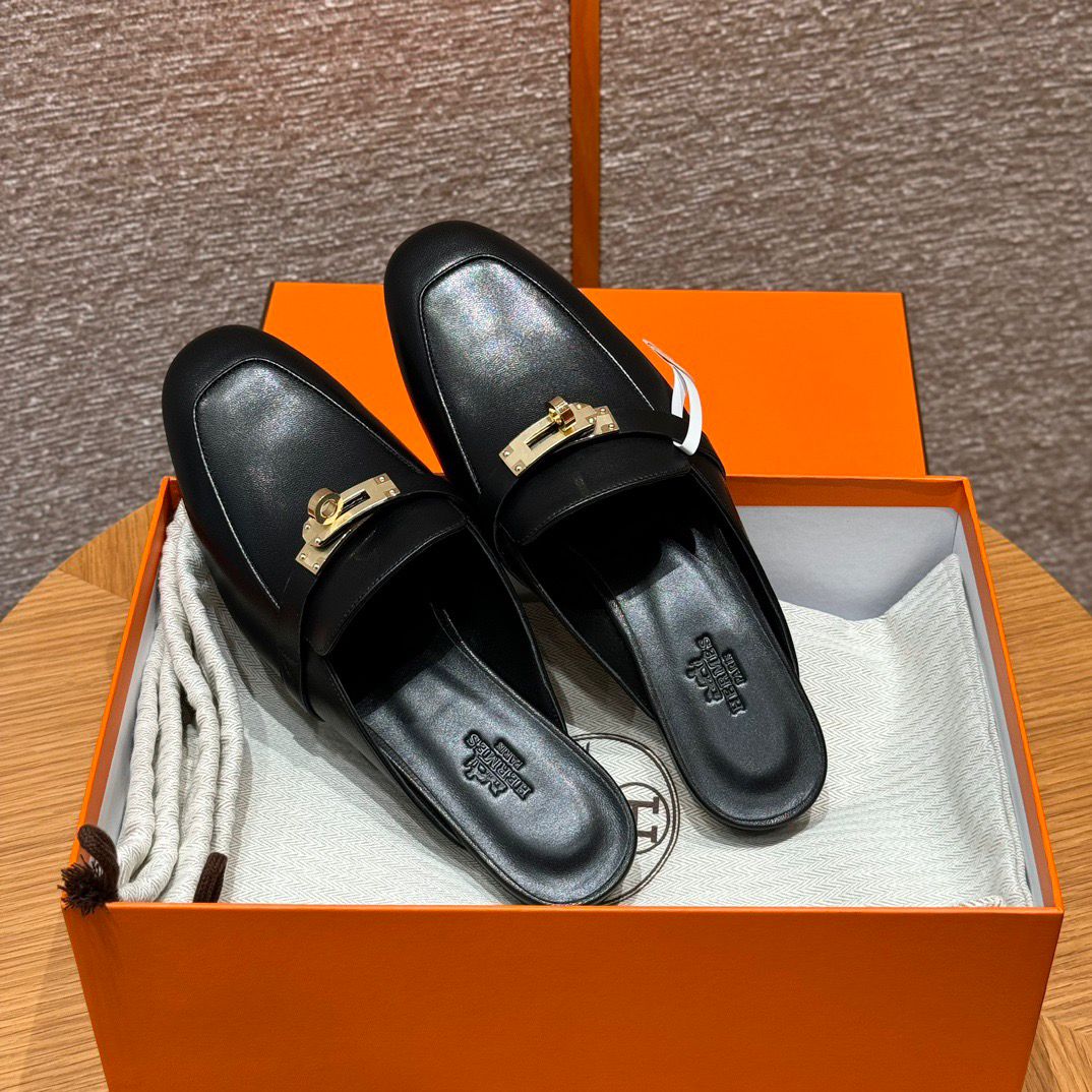 OZ MULE BLACK COLOR