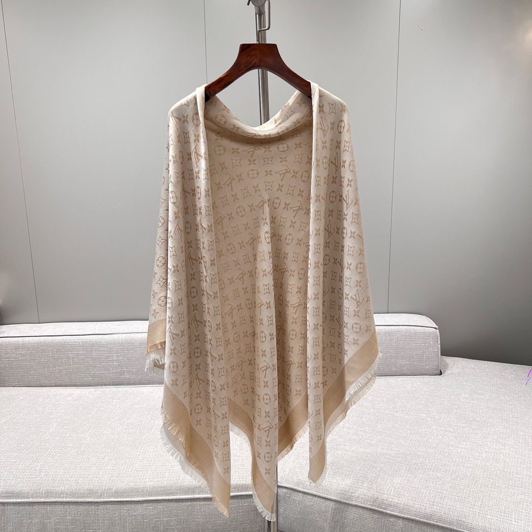 Shall scarf 140 x 140