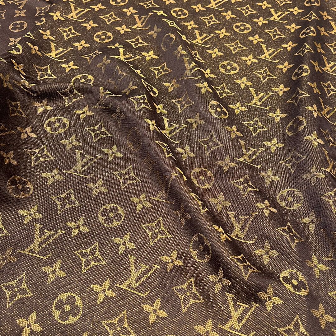 Shall scarf 140 x 140