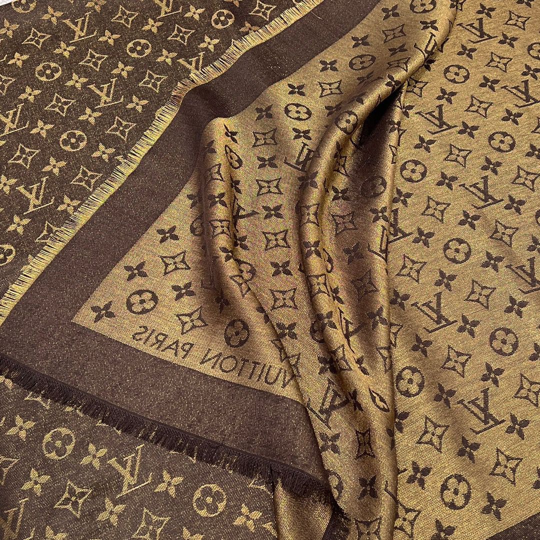 Shall scarf 140 x 140
