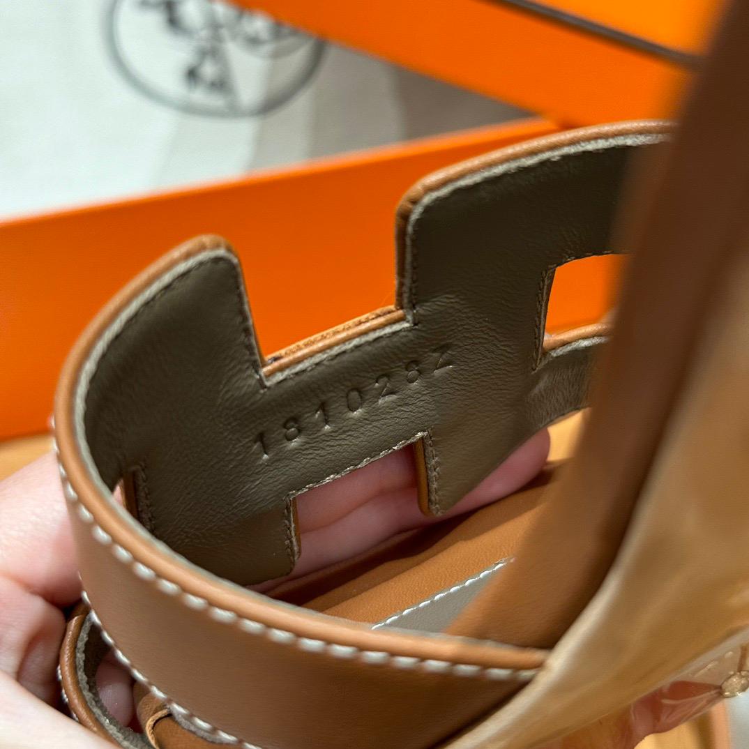 OASIS SANDAL