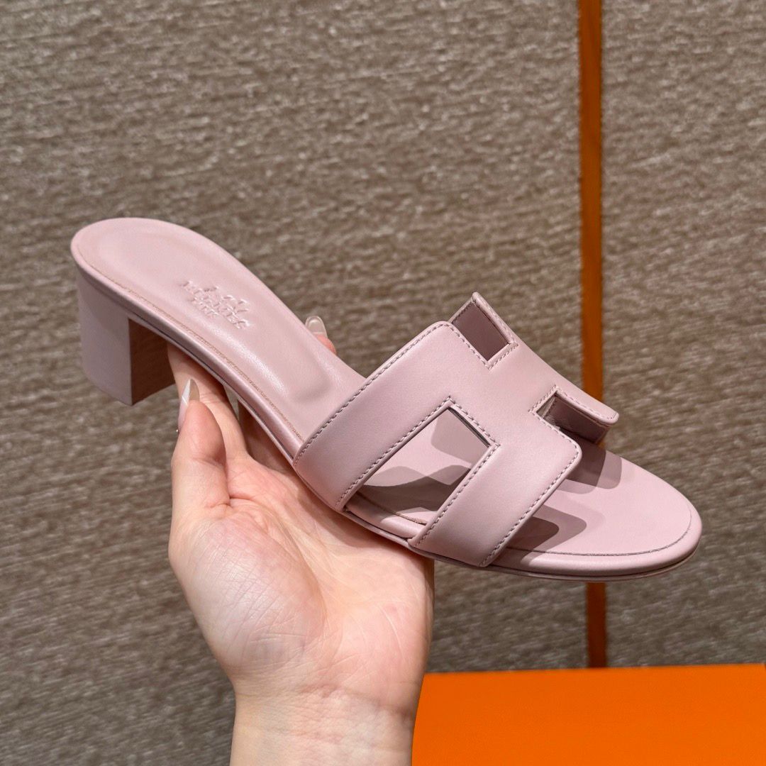 OASIS SANDAL