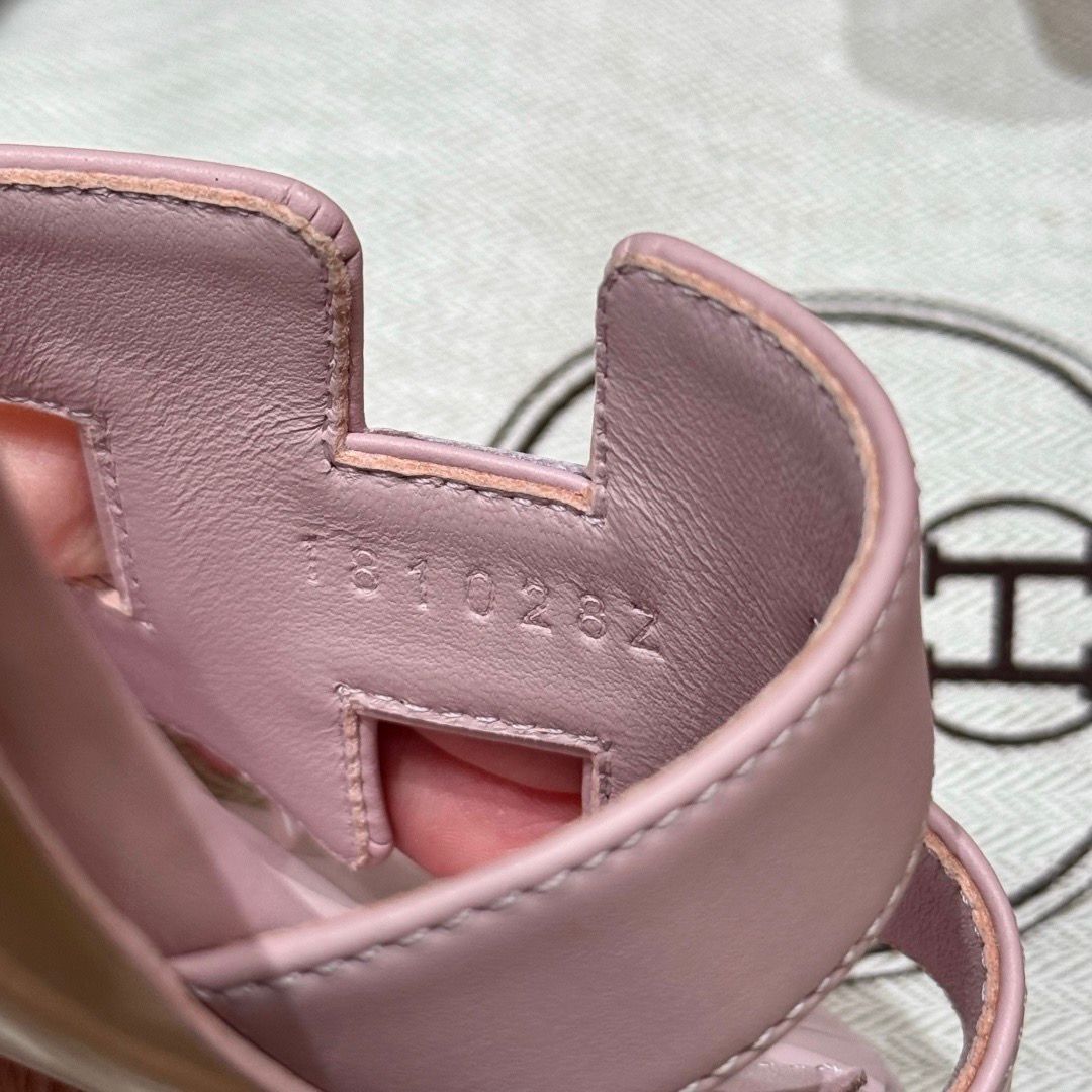 OASIS SANDAL