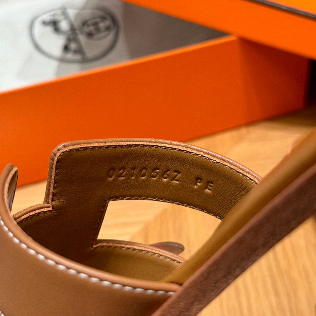 ORAN SANDAL