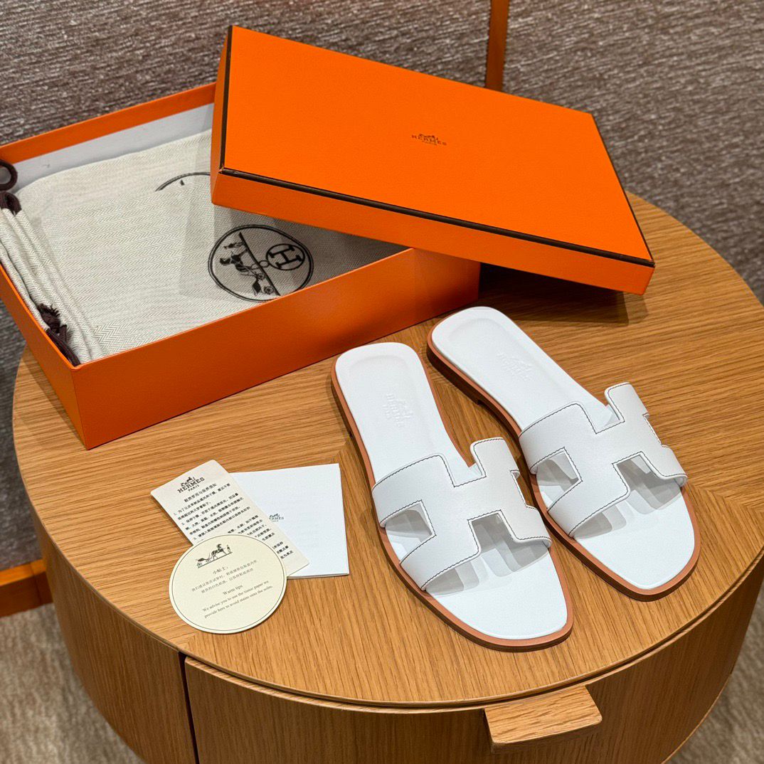 ORAN SANDAL