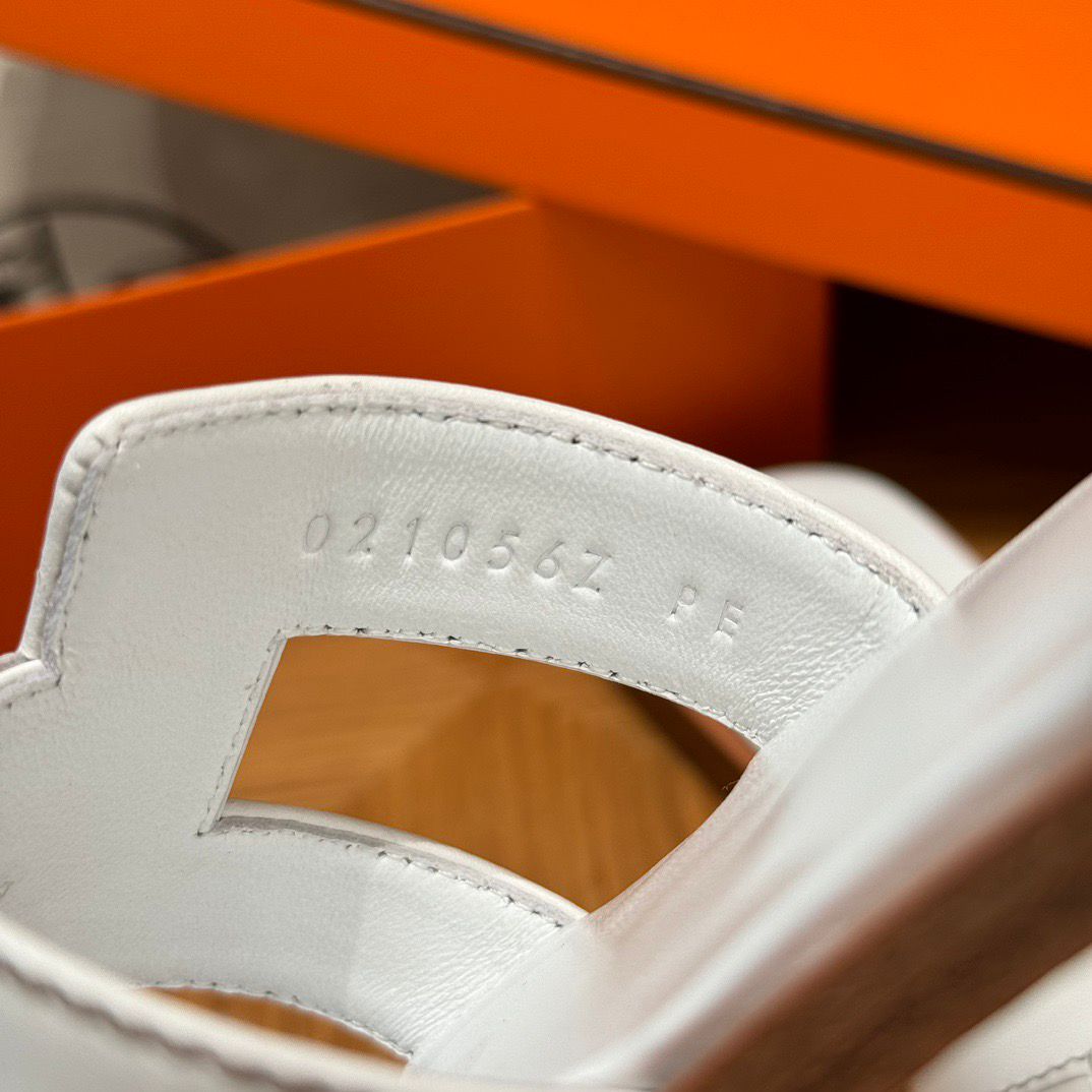 ORAN SANDAL