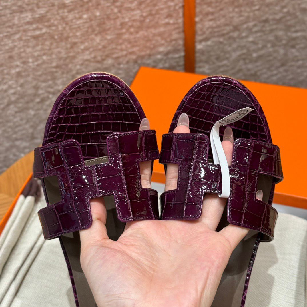 OASIS SANDAL MATTE ALIGATOR