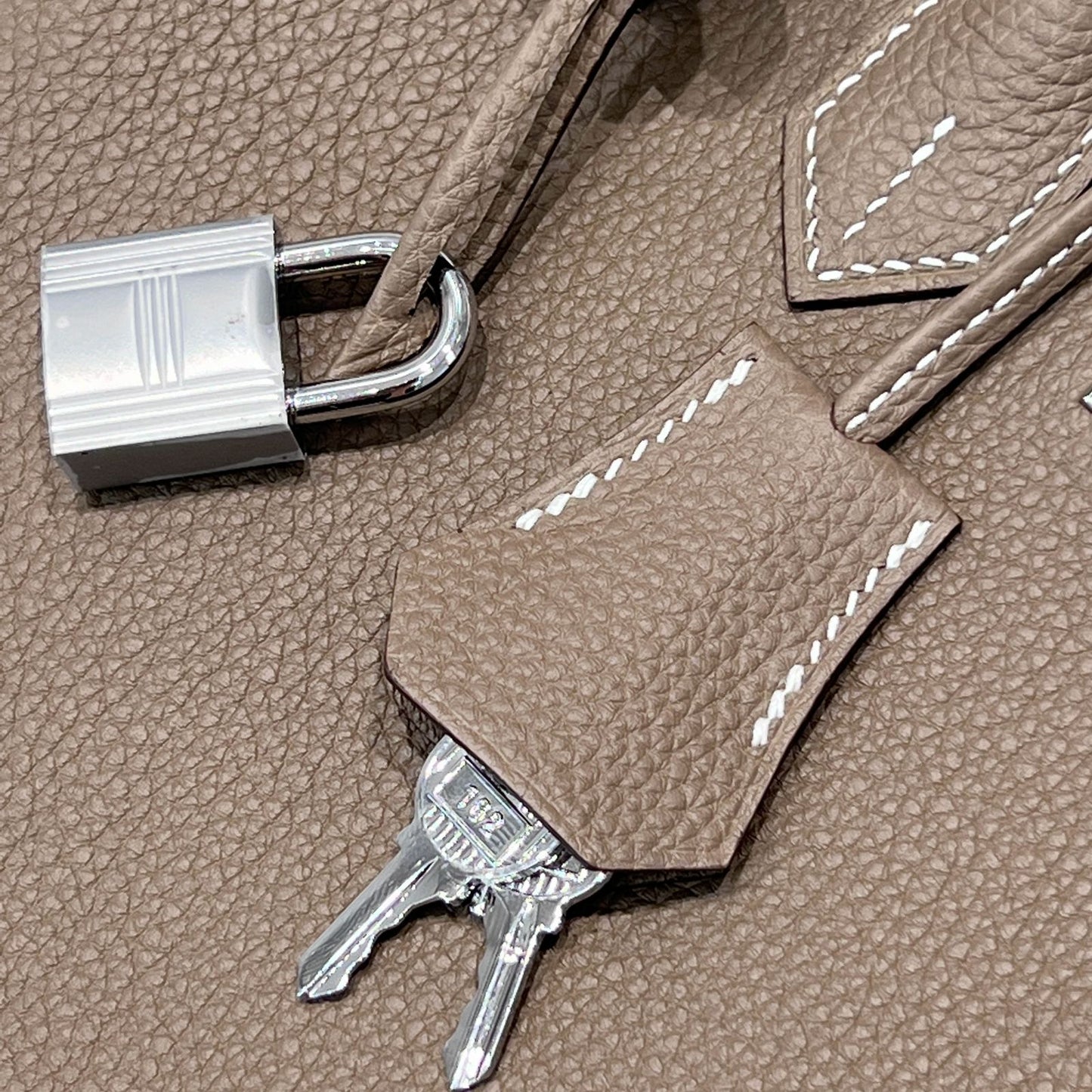 BK 25 Etoupe Silver hardware