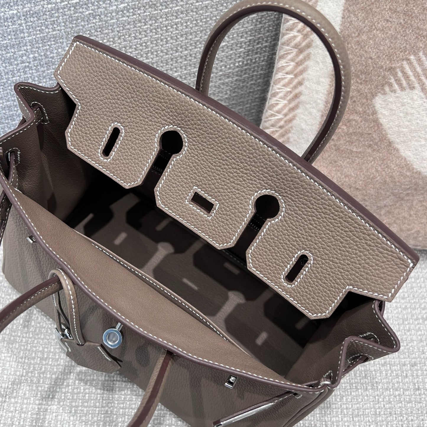 BK 25 Etoupe Silver hardware