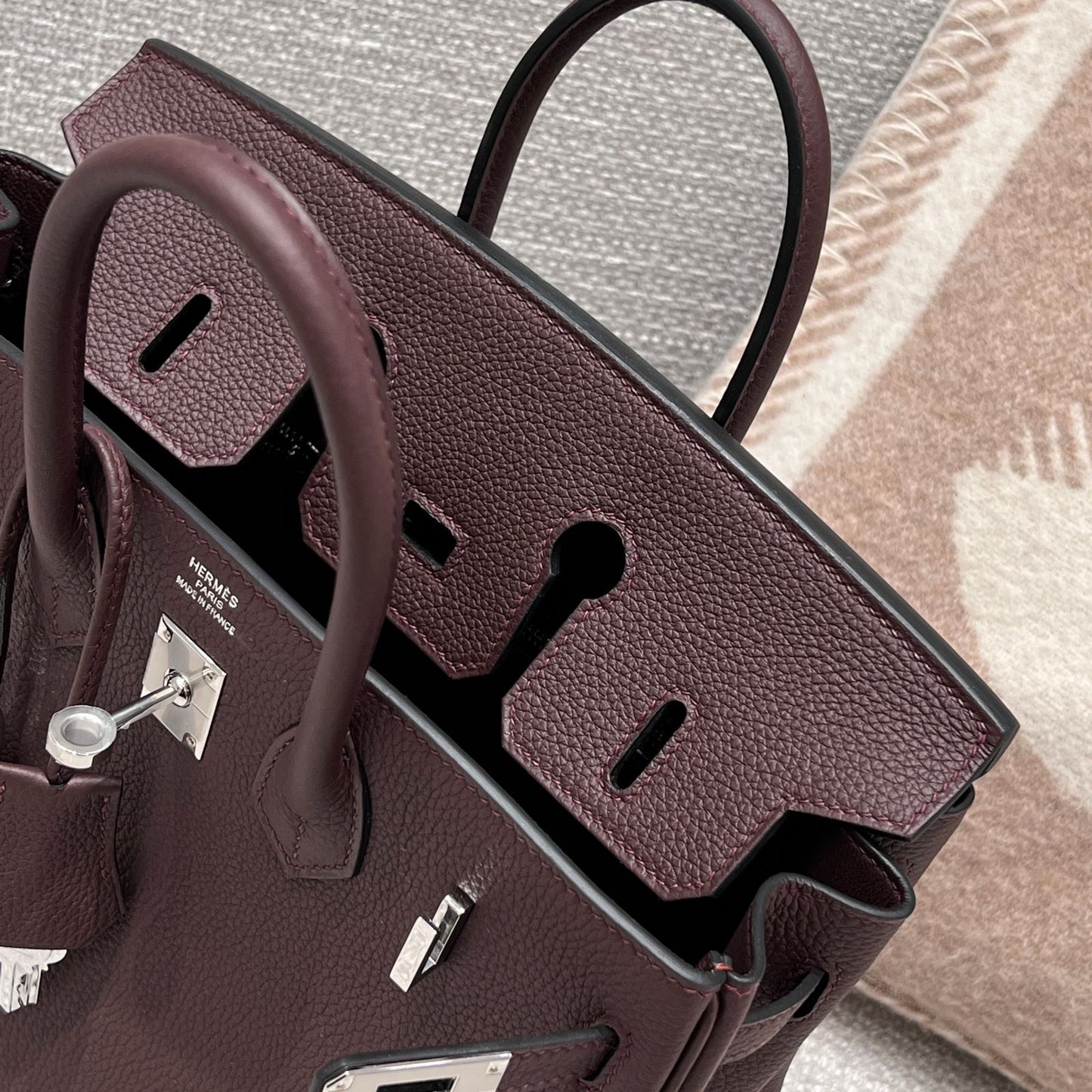 BK 25 Rouge Sellier Silver hardware