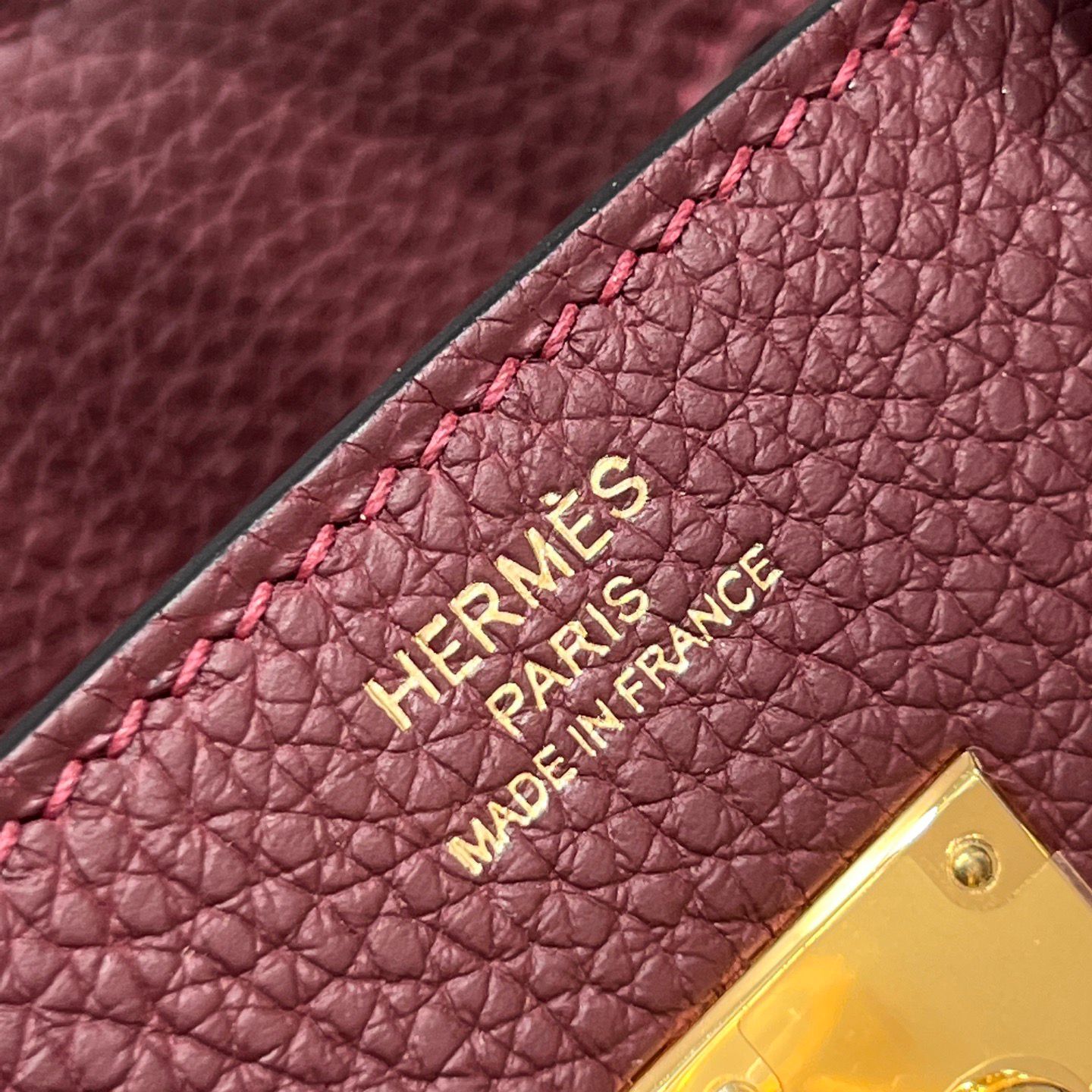 BK 25 Rouge H Gold hardware