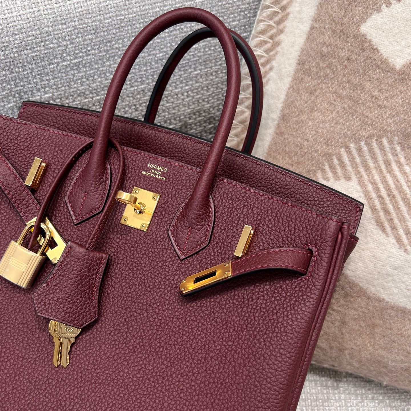 BK 25 Rouge H Gold hardware
