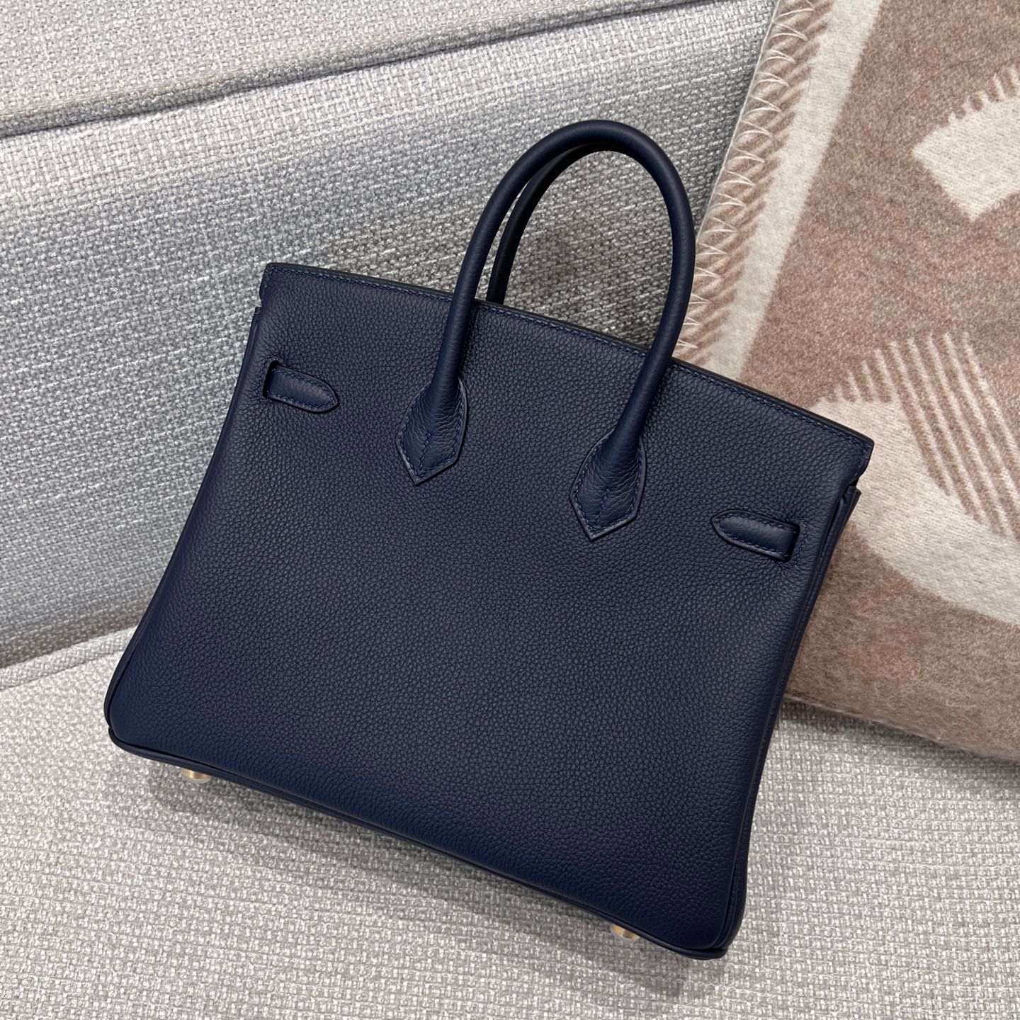Bk 25 Blue Nuit Gold hardware