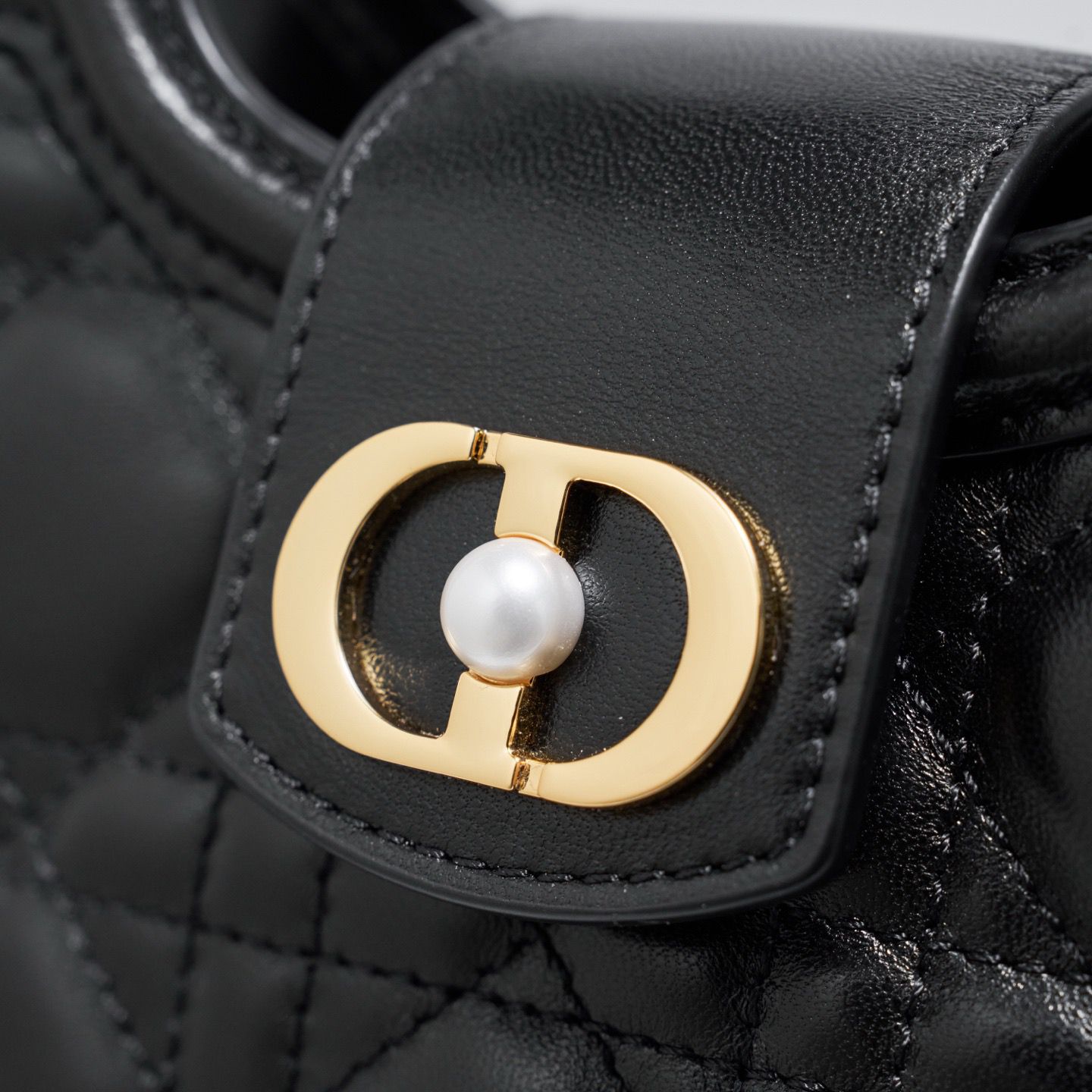 Jolie top handle mini bag