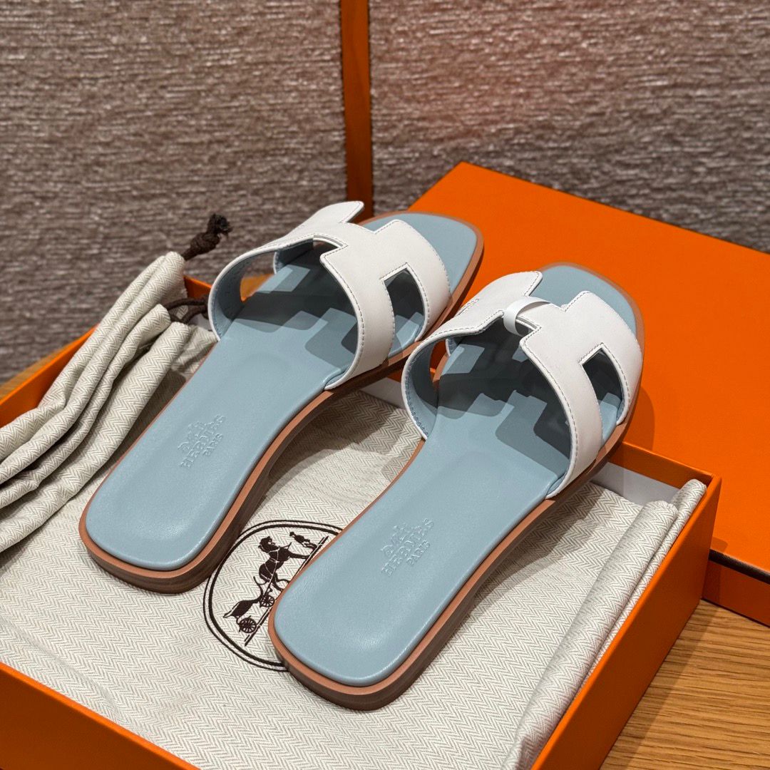 ORAN SANDAL