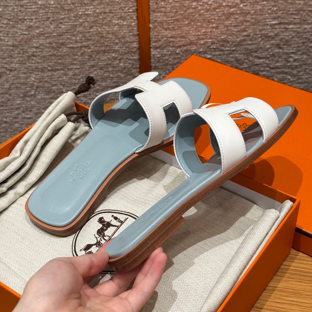 ORAN SANDAL
