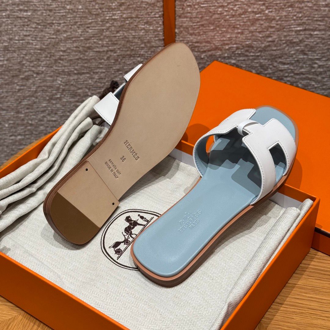 ORAN SANDAL
