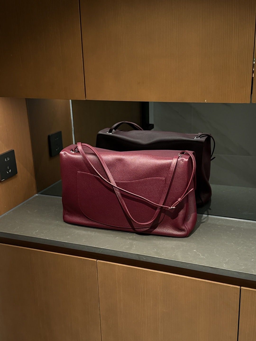 Maxi flapbag grained calfskin - Pre order