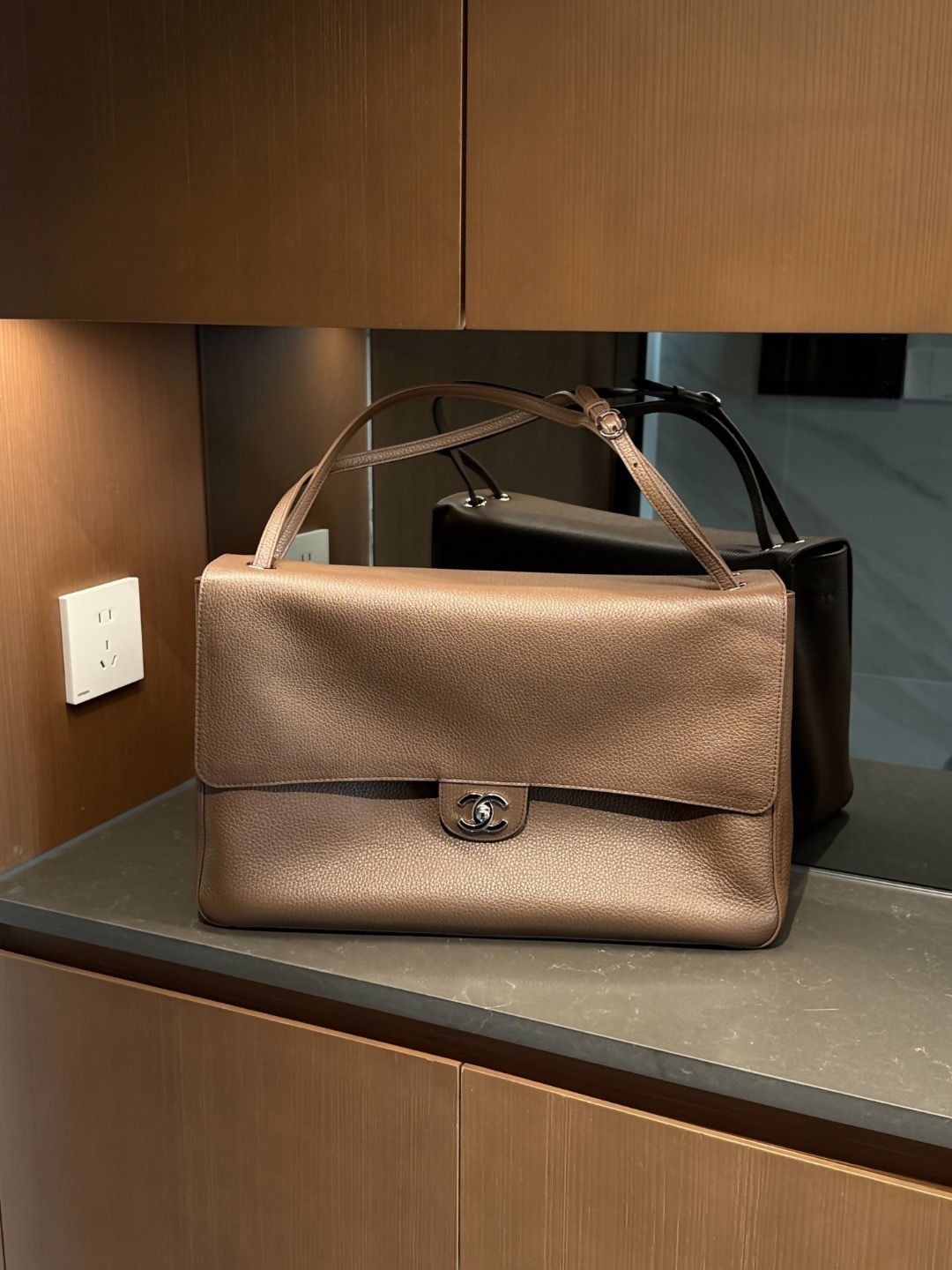 Maxi flapbag grained calfskin - Pre order