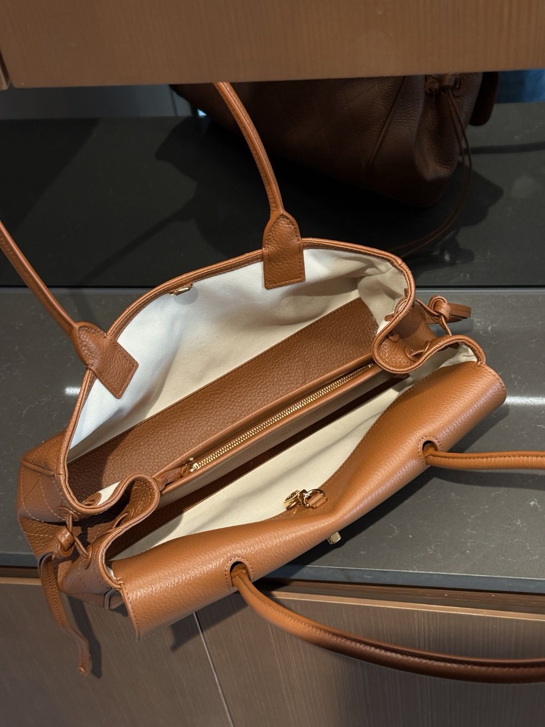 Ch tote bag 26s - Pre Order