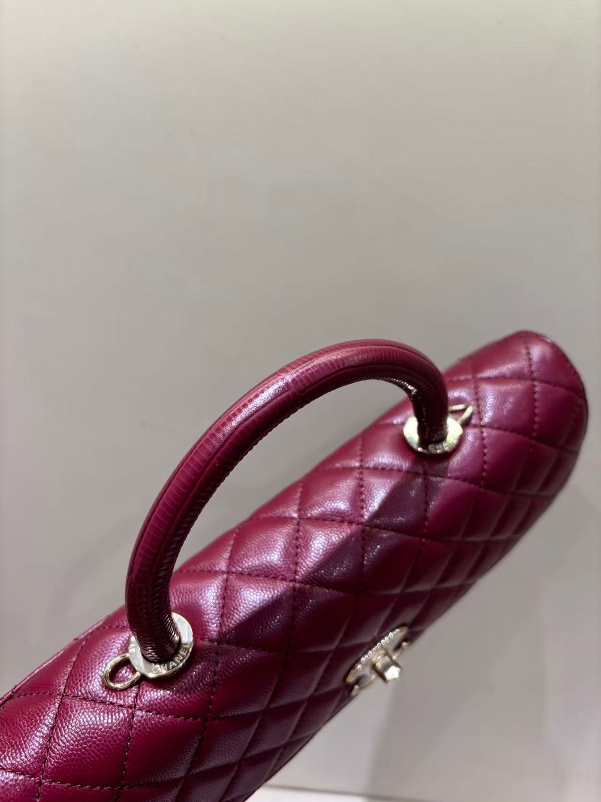 Maxi Top Handle