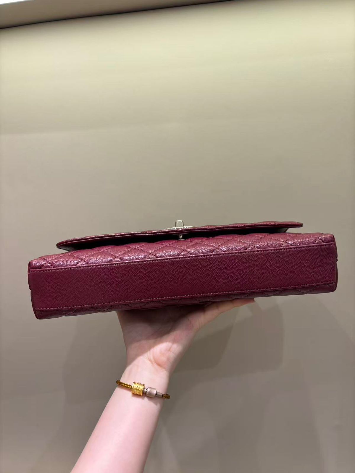 Maxi Top Handle