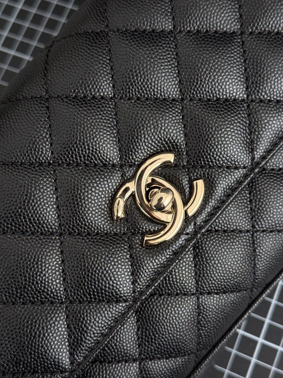 Maxi Top Handle