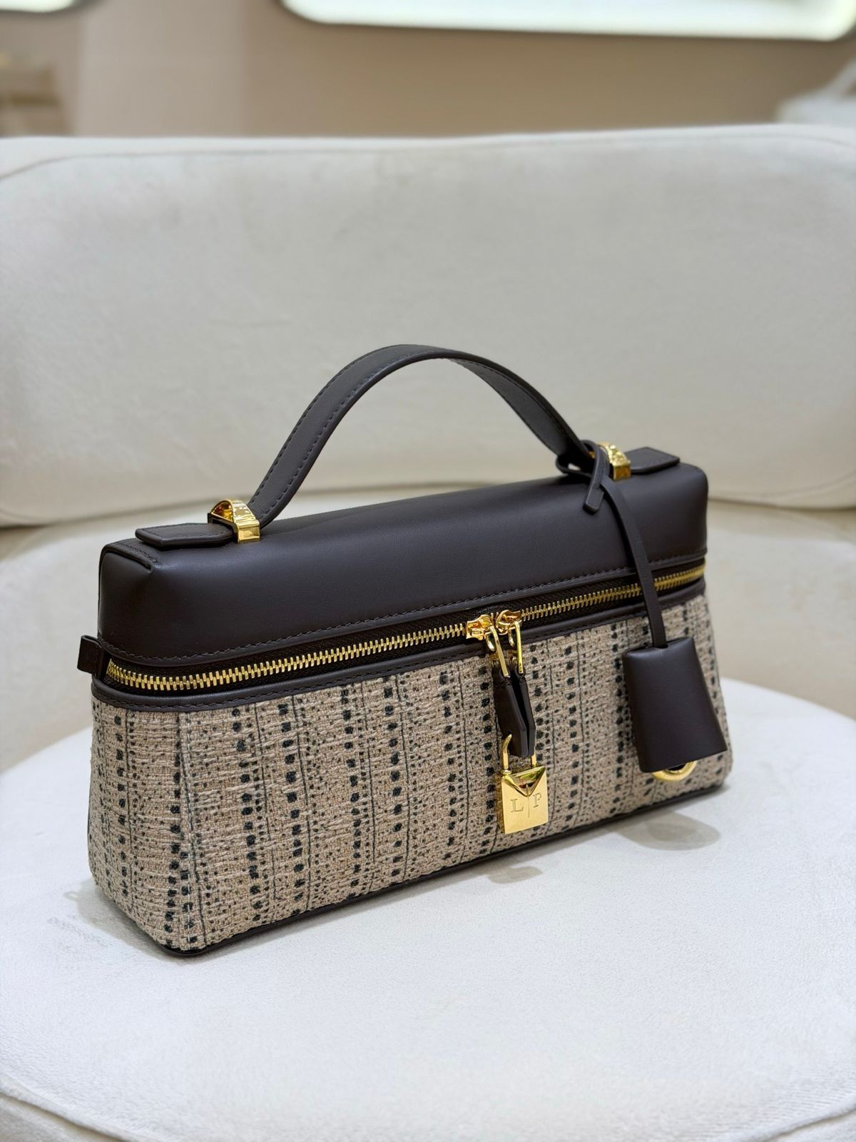 Extra 23 bag