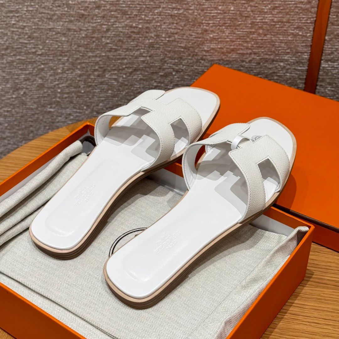 ORAN SANDAL