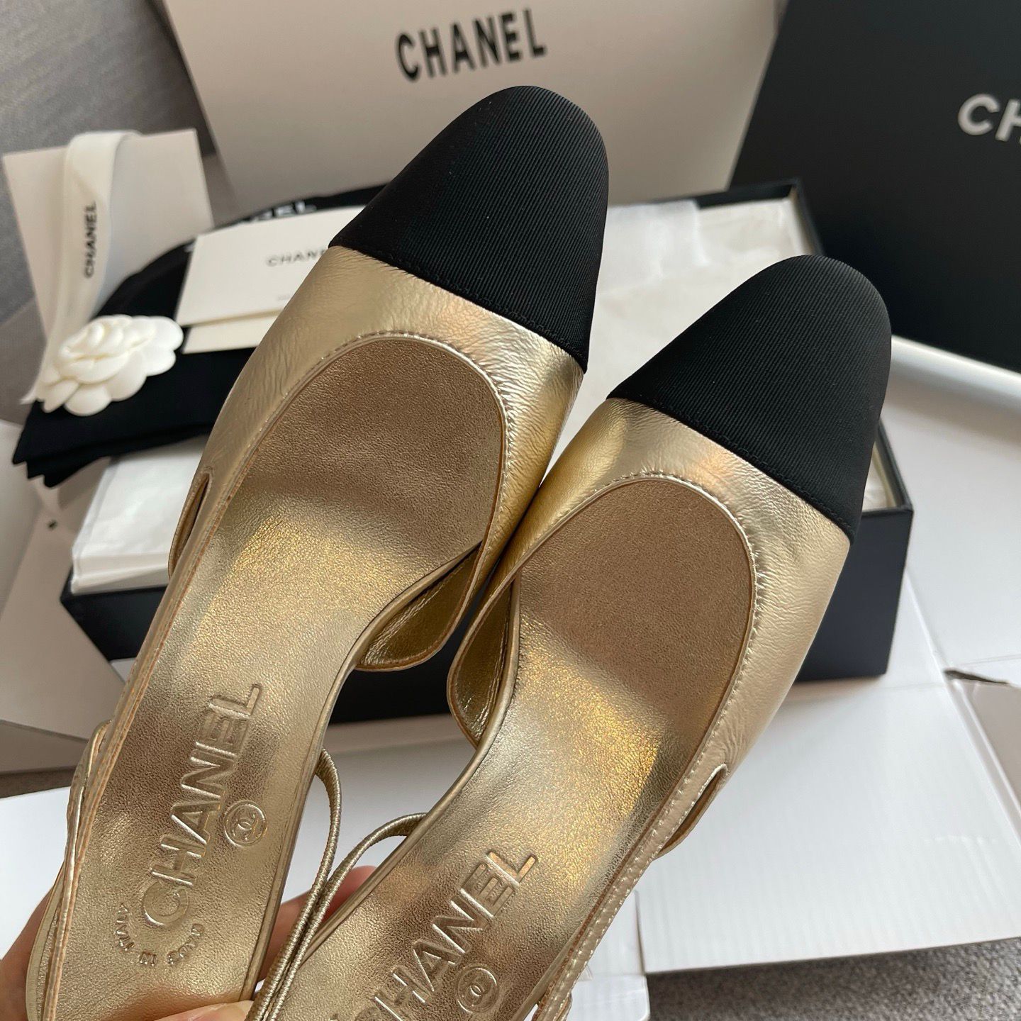 25s Slingback heels