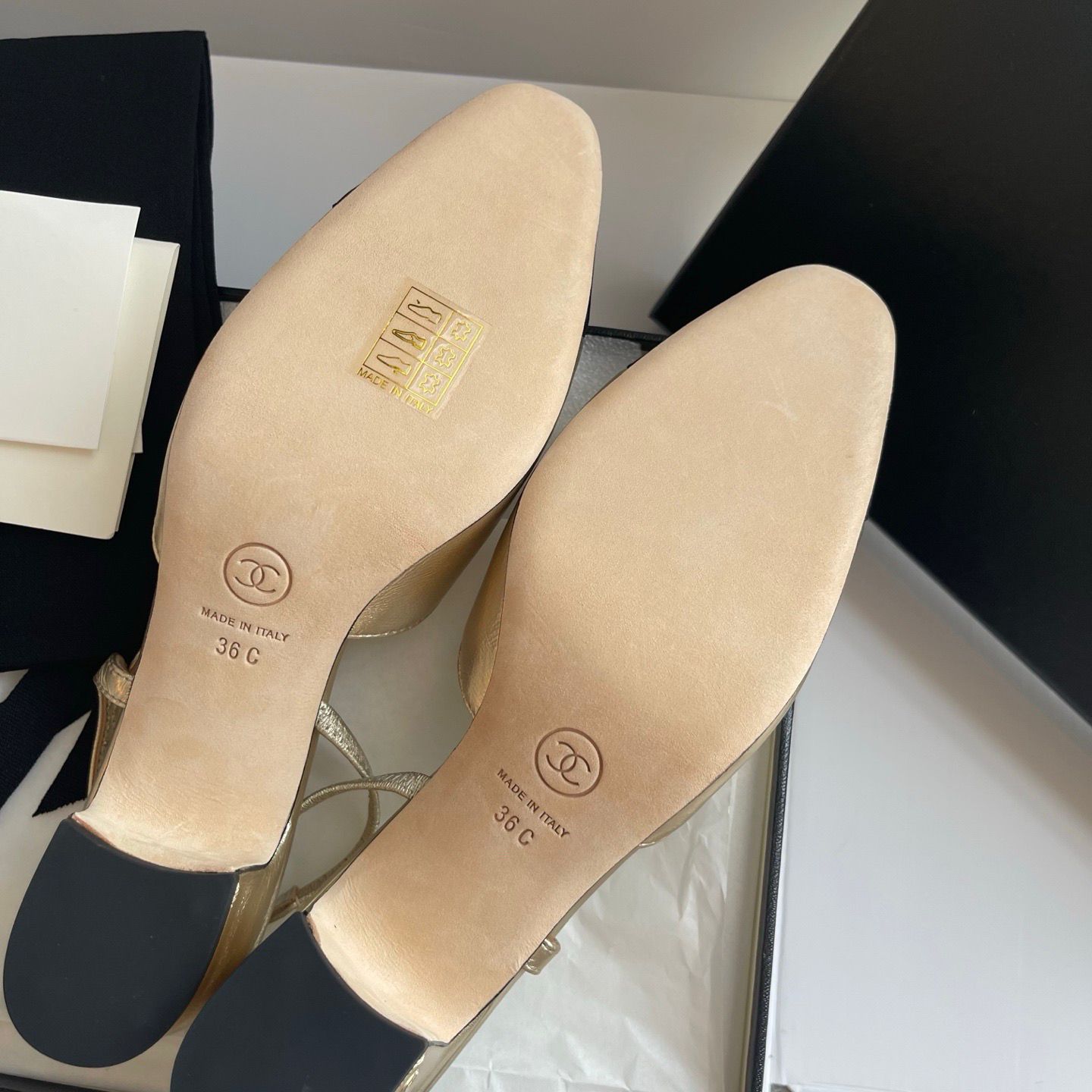 25s Slingback heels