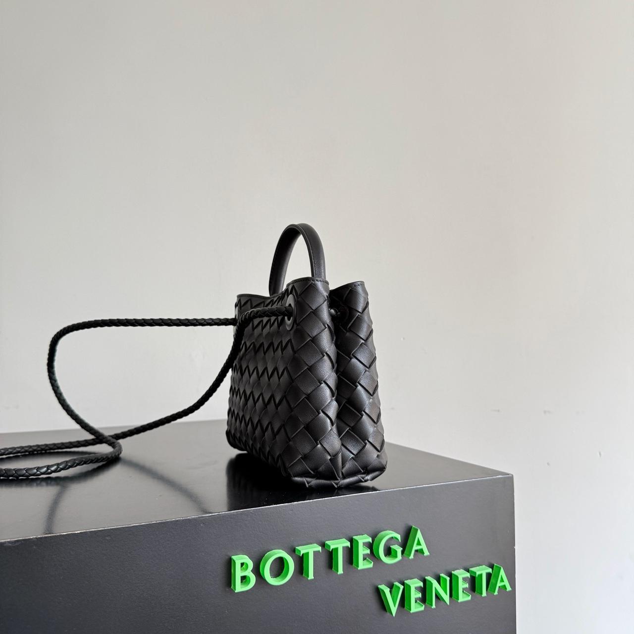 Andiamo mini black color