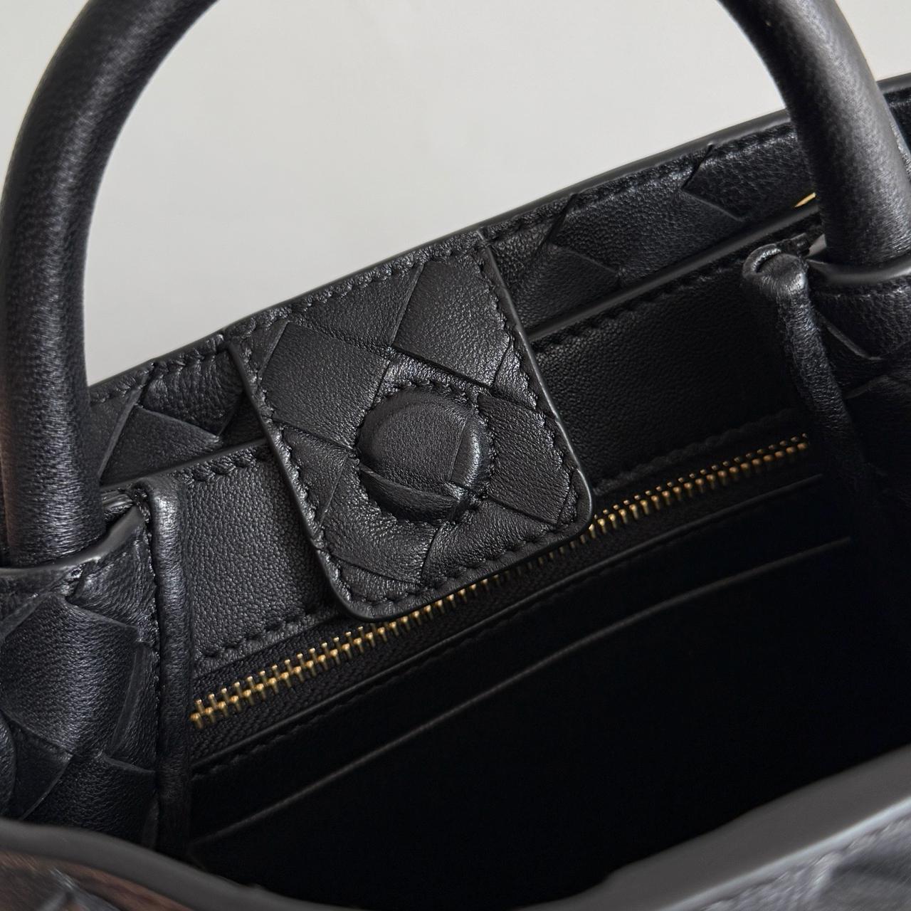 Andiamo mini black color